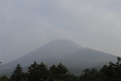 朝の富士山.jpg