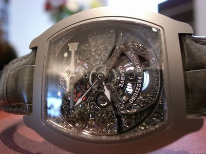 TITAN TOURBILLON アップ.jpg